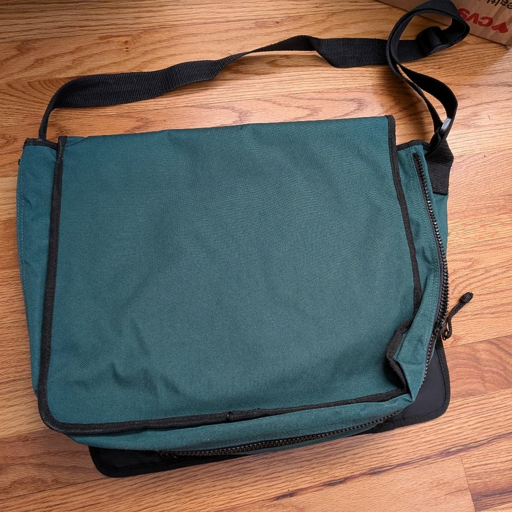 Fossil Y2K Dark Green Messenger Bag